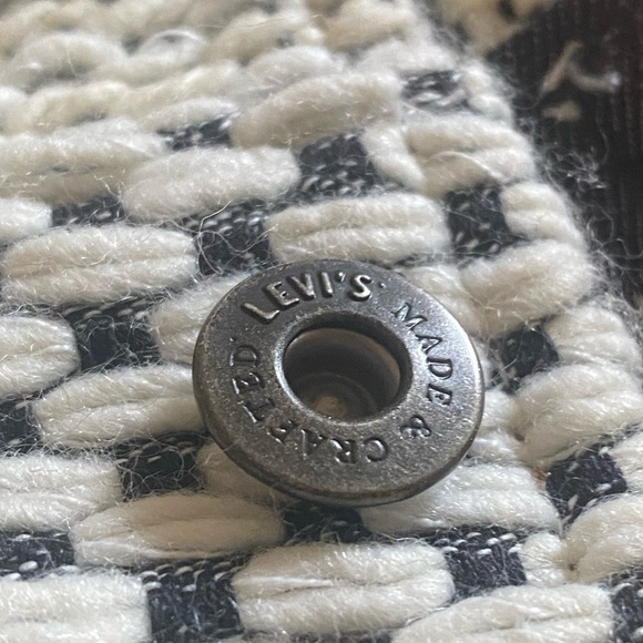 LEVIS FRINGE WOOL BLEND TRUCKERS JACKET Boho Chic Coastal Cowgirl Size 1… - Picture 9 of 13